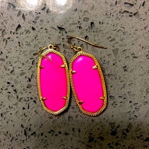 Kendra Scott Hot Pink Elle Earrings